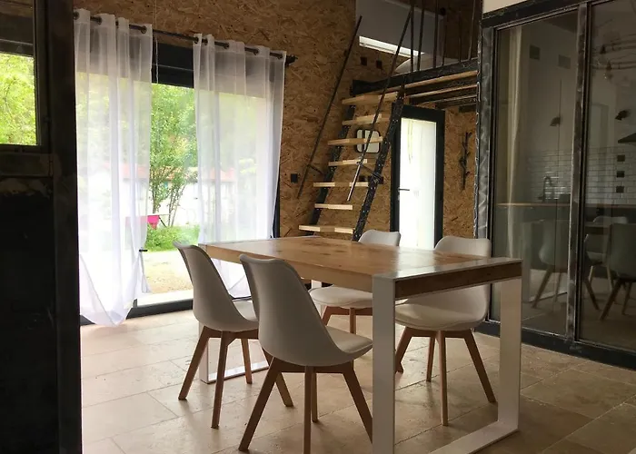 Dans Le Sud Aveyron Apartment